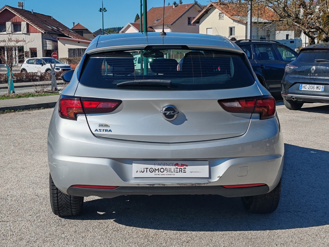 Opel Astra — 4