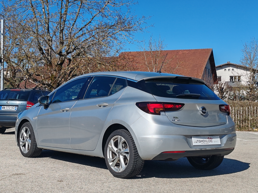Opel Astra — 3