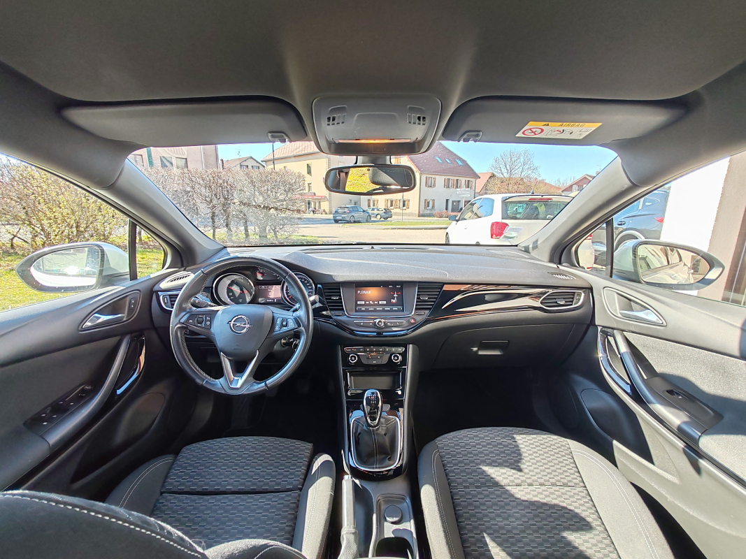 Opel Astra — 9