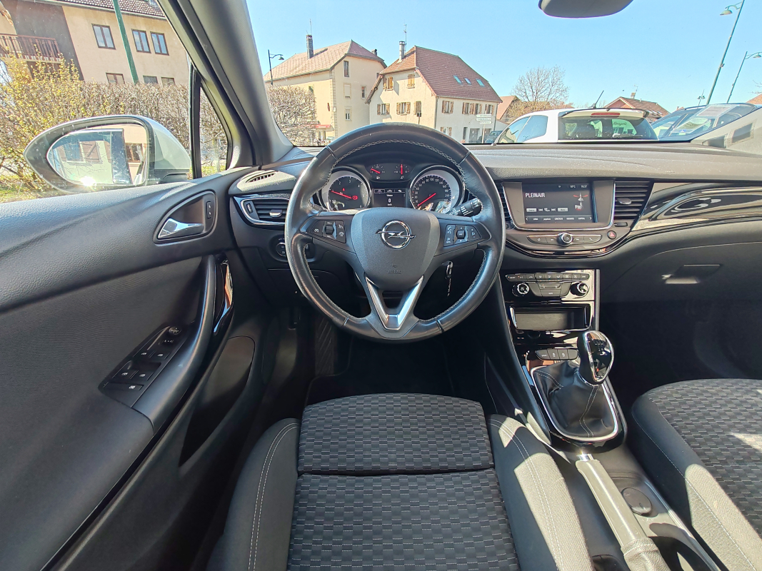 Opel Astra — 10