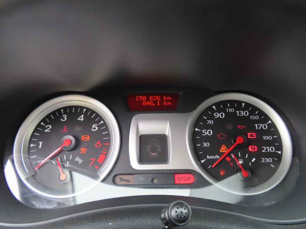 Renault Clio — 9