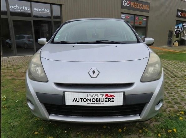 Renault Clio — 2