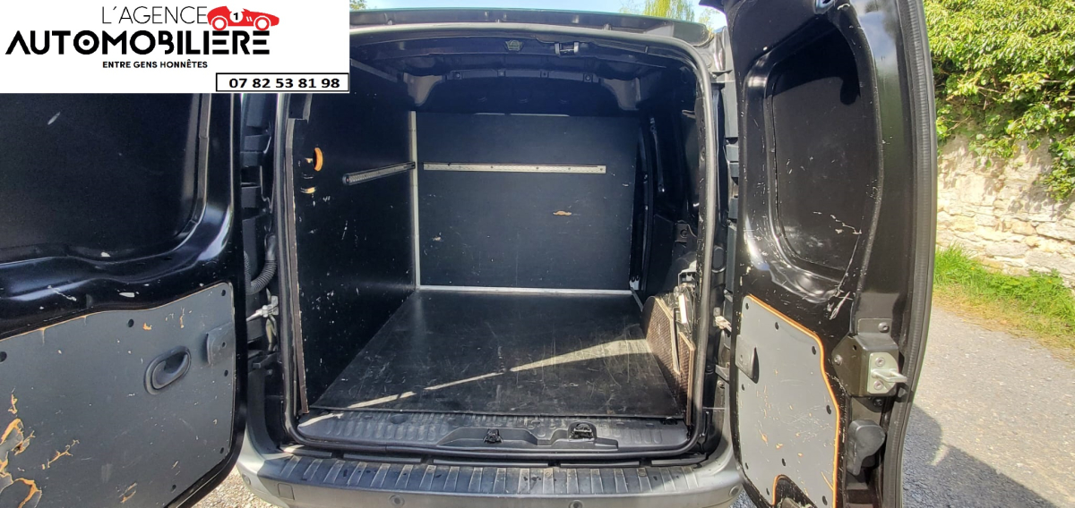 Renault Kangoo Express — 15