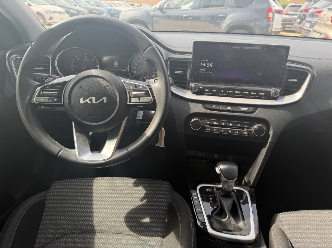Kia Ceed — 15