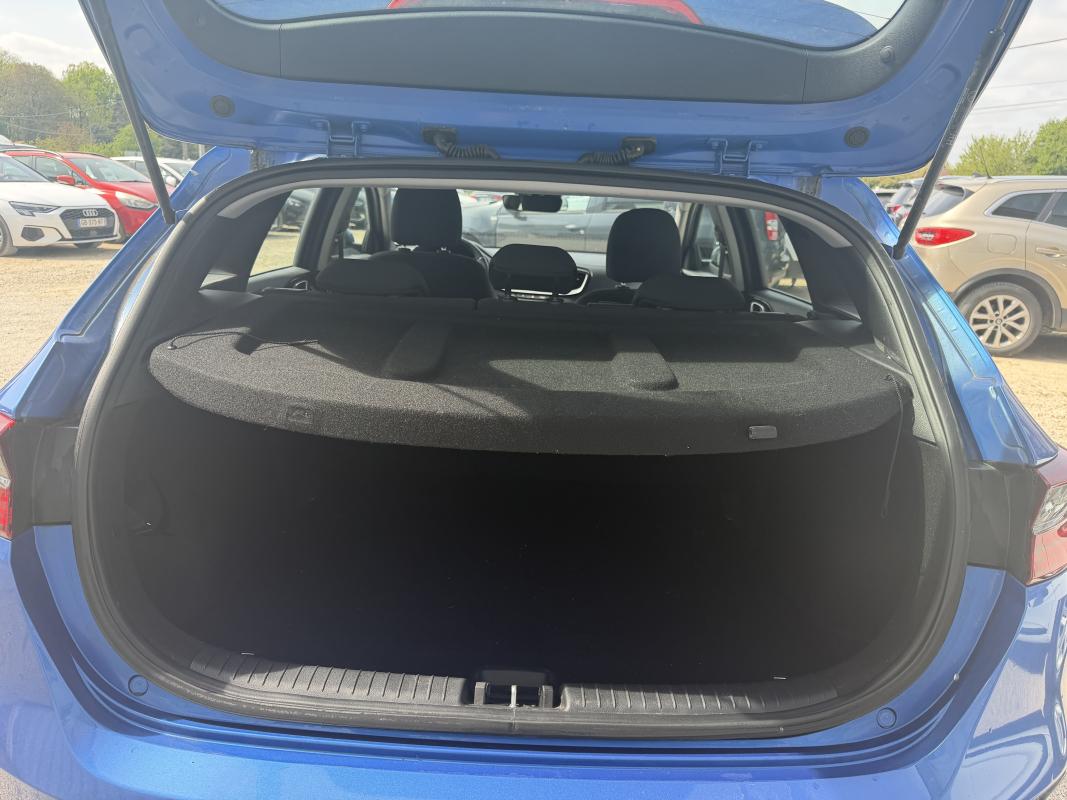Kia Ceed — 9