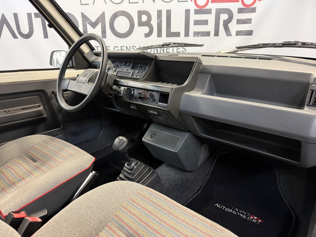 Renault Super 5 — 13