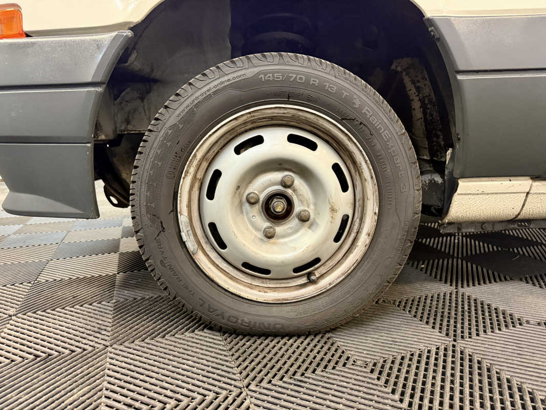 Renault Super 5 — 9