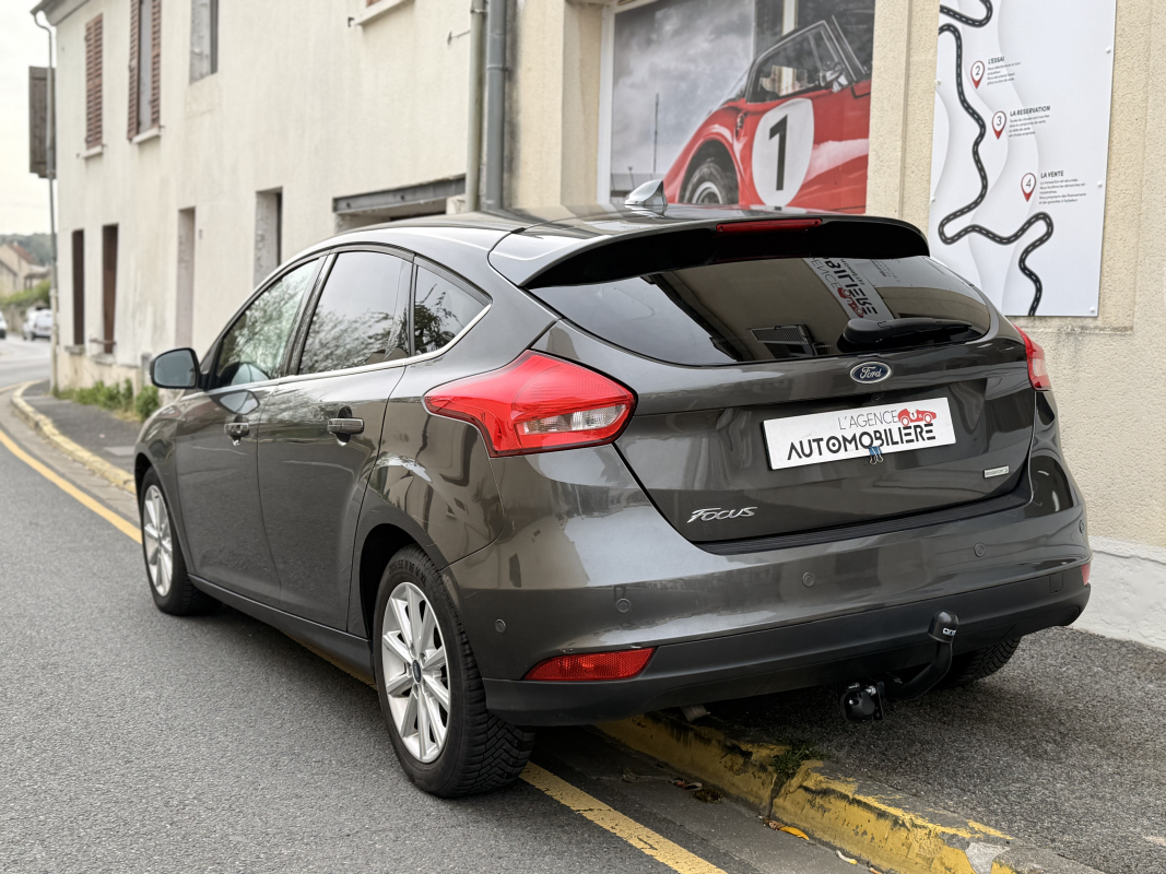 Ford Focus — 6