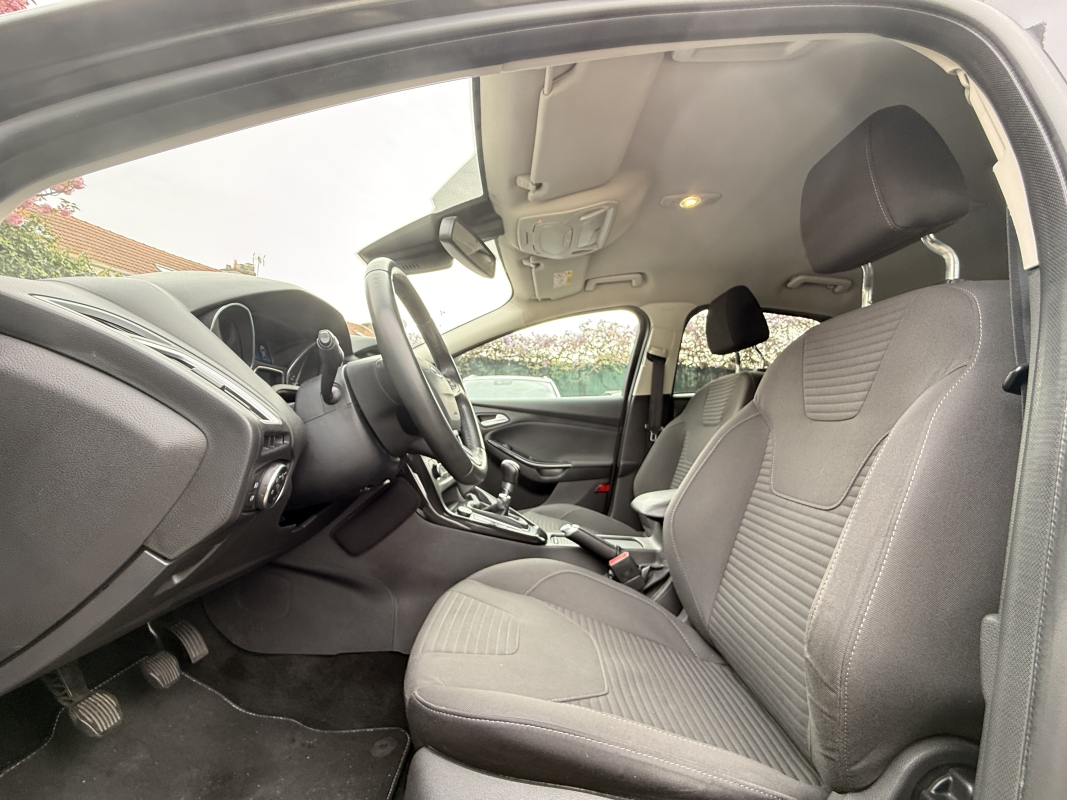 Ford Focus — 11