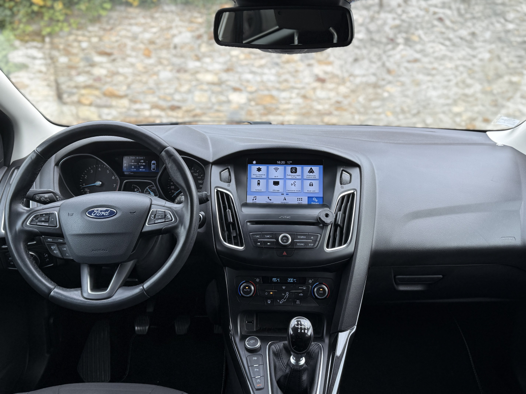 Ford Focus — 15