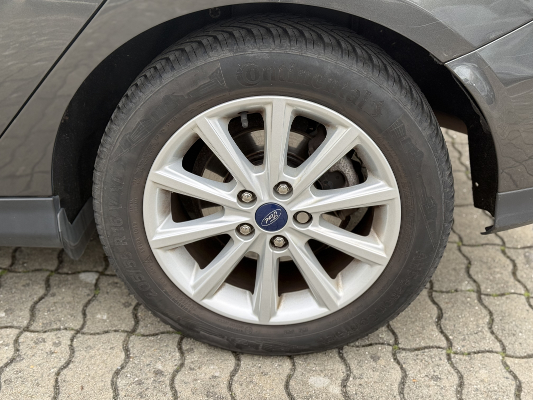 Ford Focus — 21