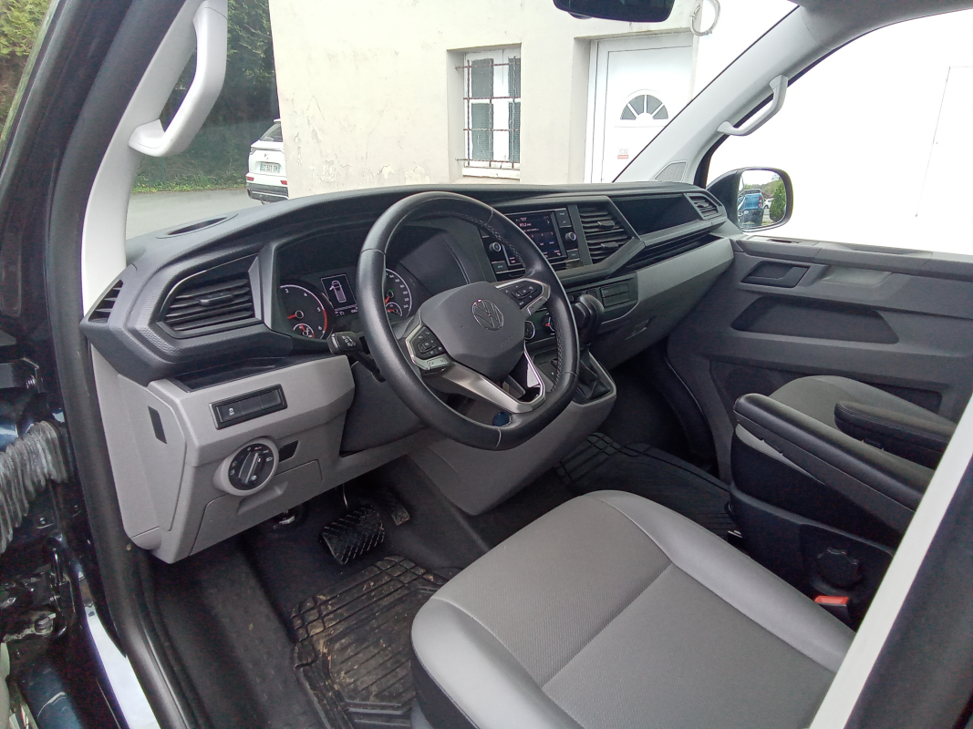 Volkswagen Transporter — 8