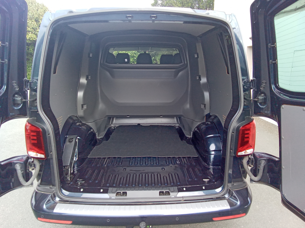 Volkswagen Transporter — 18