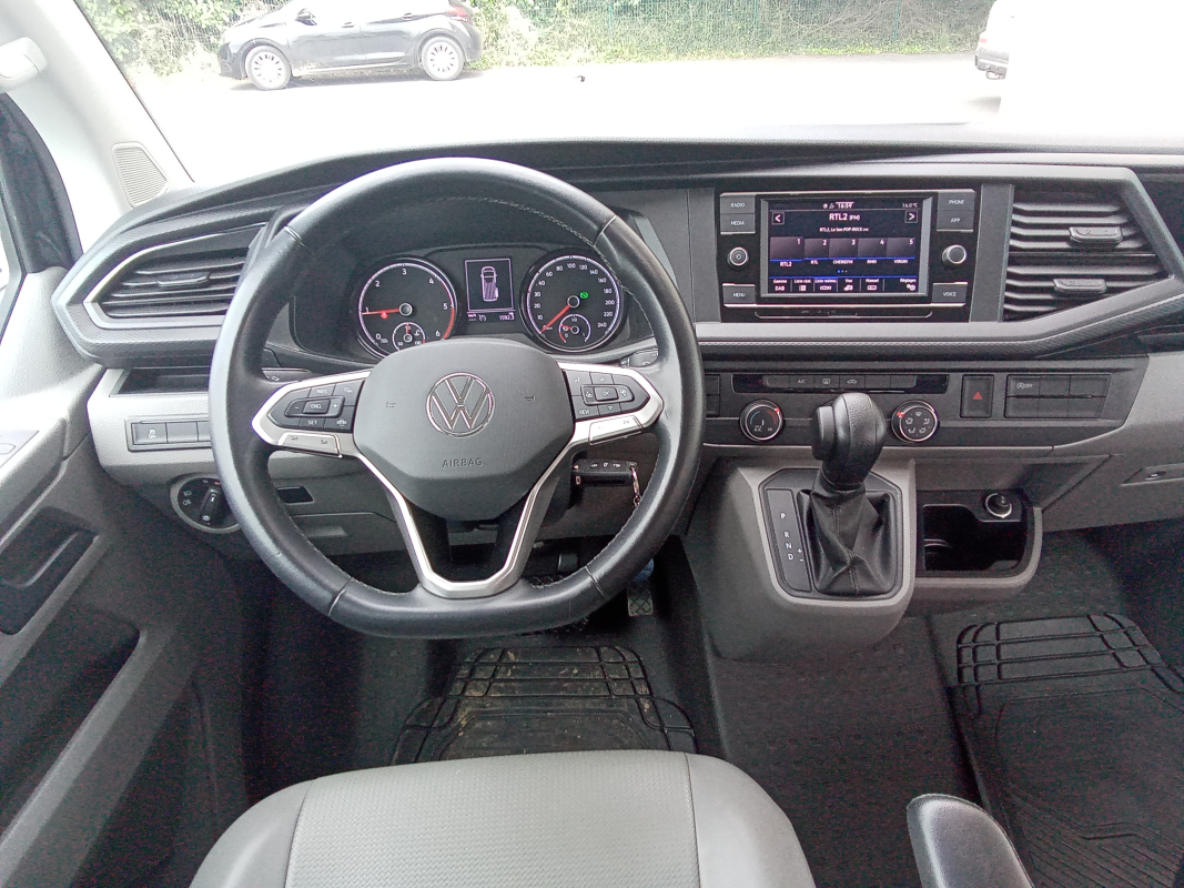 Volkswagen Transporter — 24