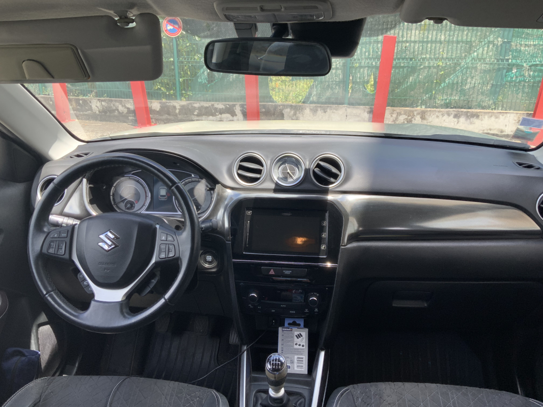 Suzuki Vitara — 5