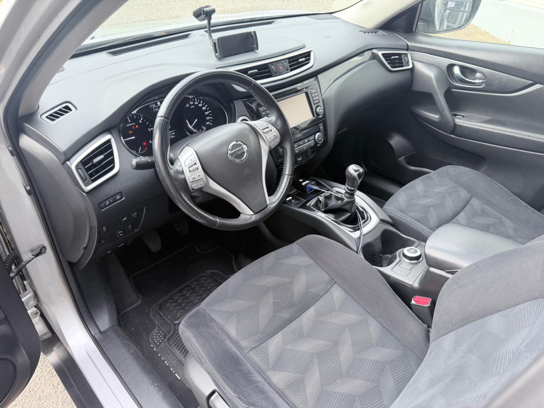Nissan X-Trail — 5