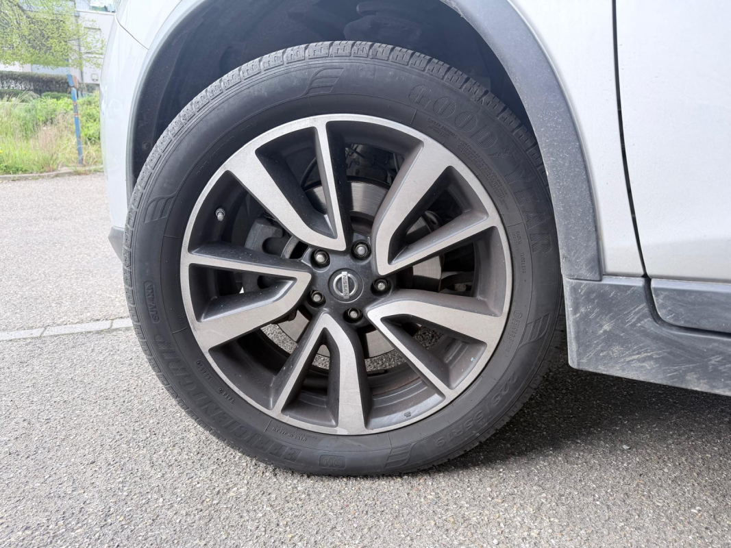 Nissan X-Trail — 23