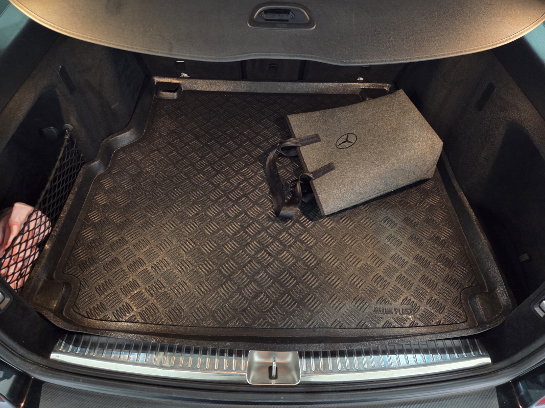 Mercedes Classe C — 21