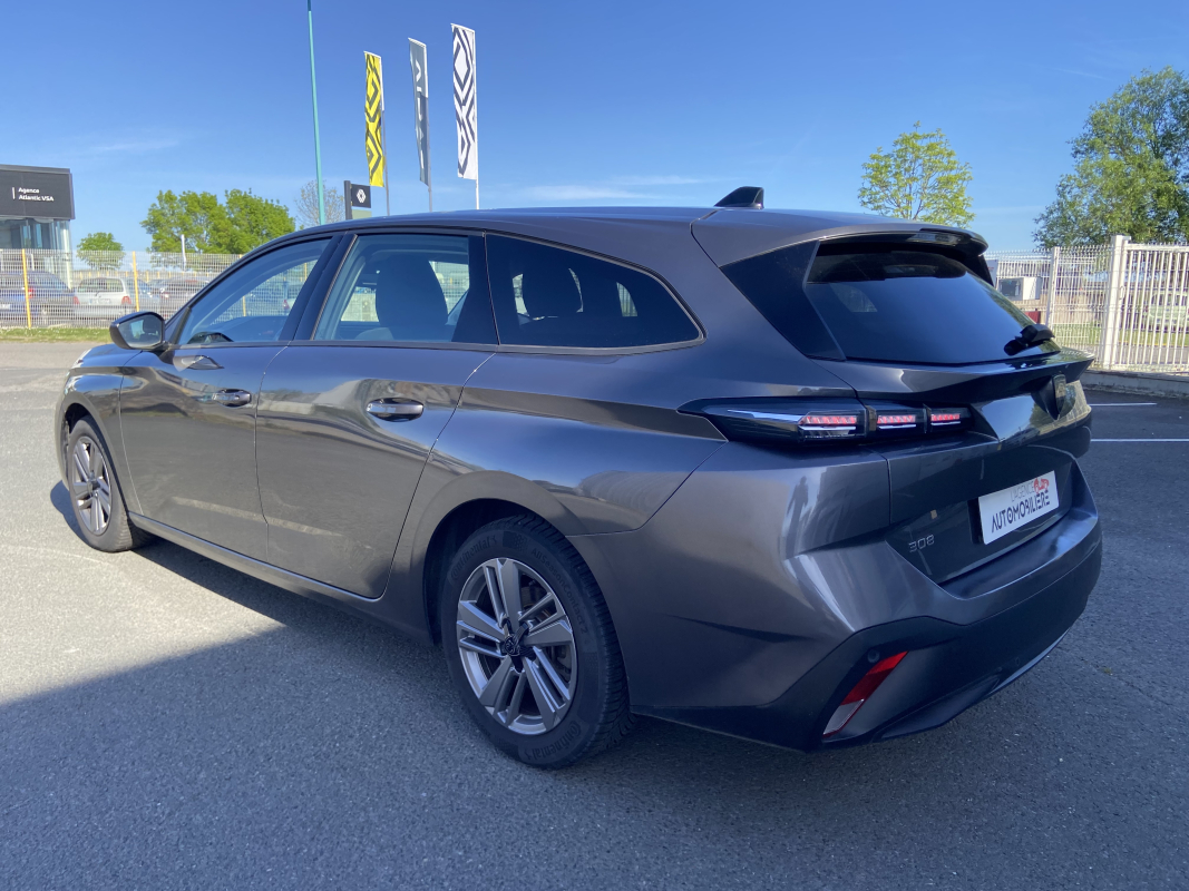 Peugeot 308 SW — 9