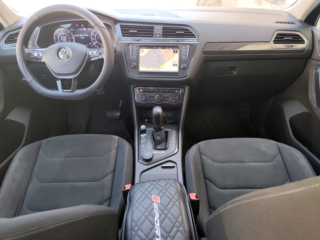 Volkswagen Tiguan — 9