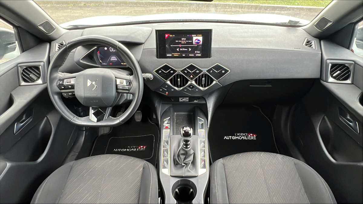 DS DS 3 Crossback — 14