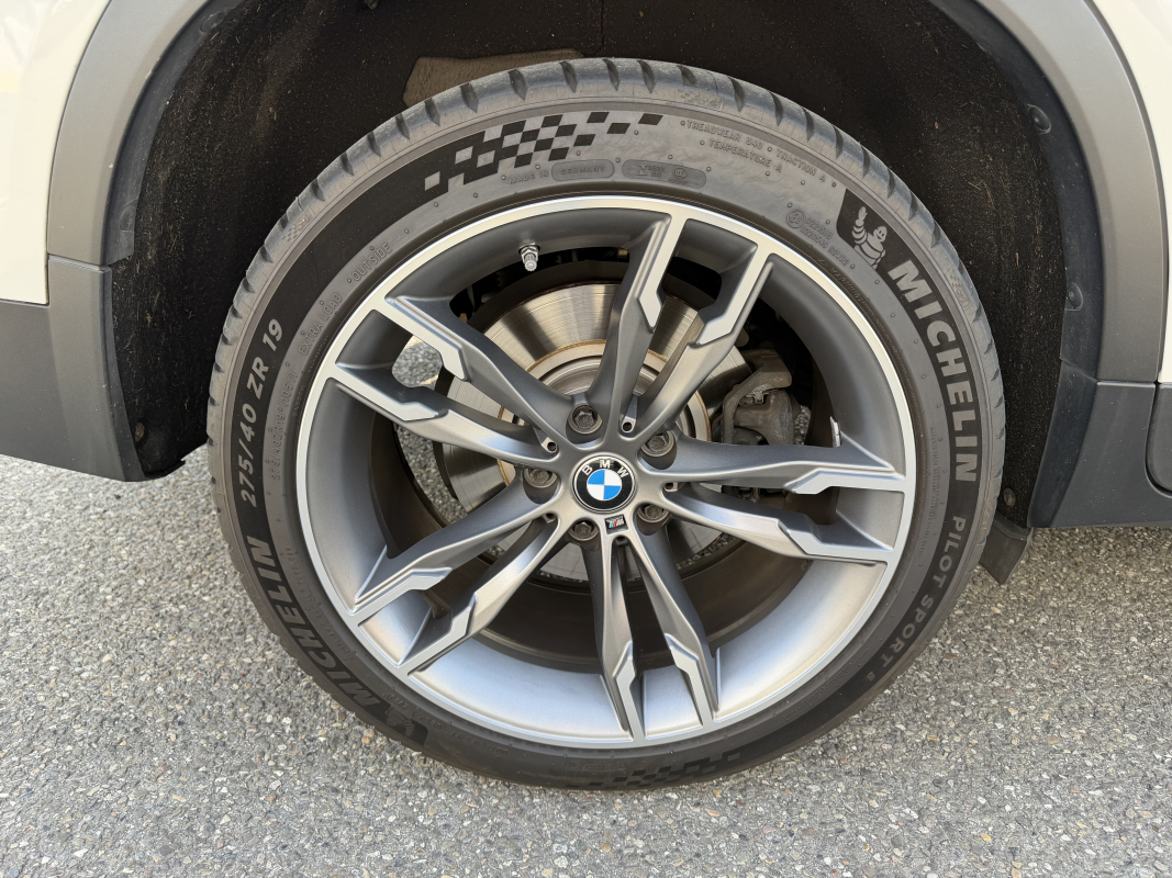 Bmw X4 — 13