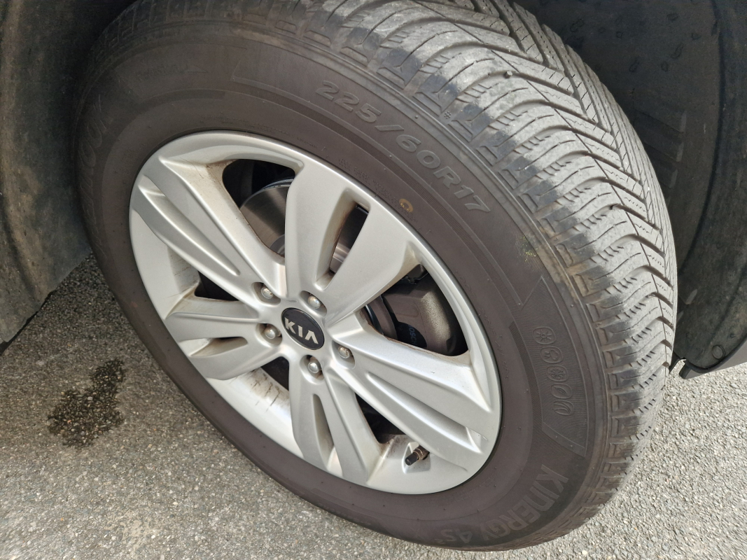 Kia Sportage — 37