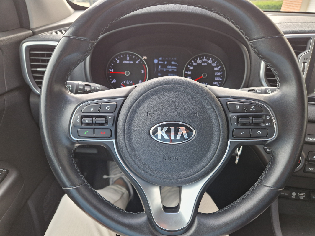 Kia Sportage — 13