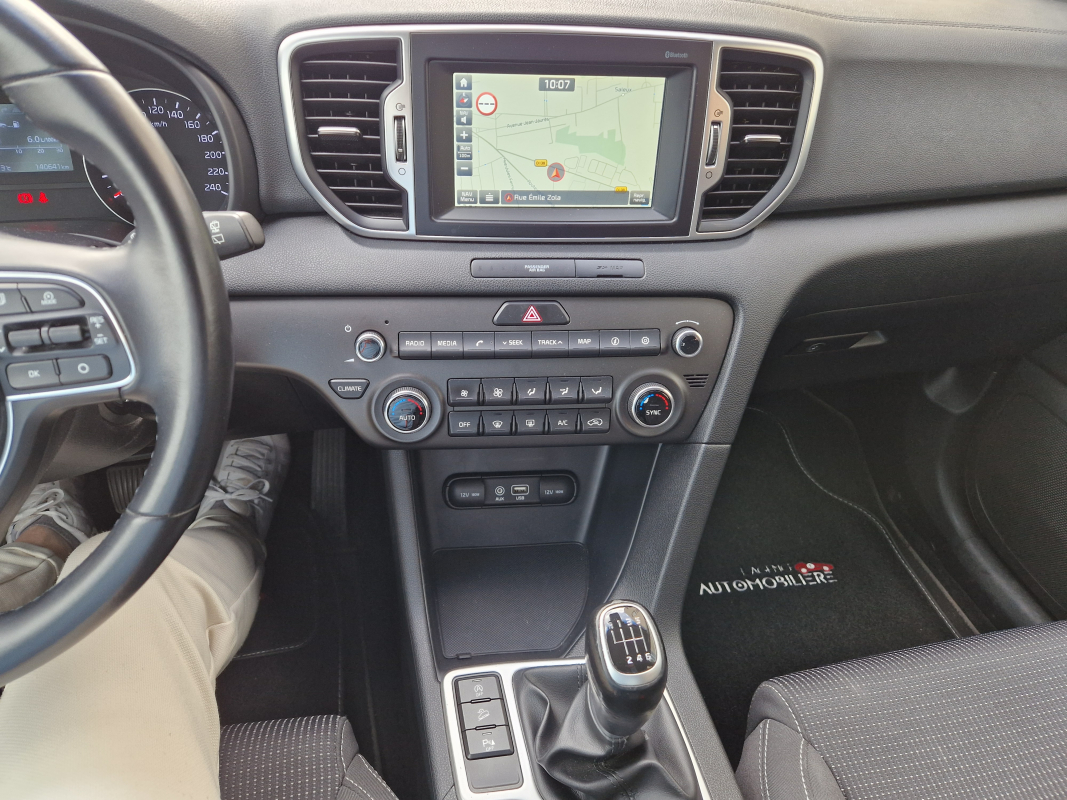 Kia Sportage — 14