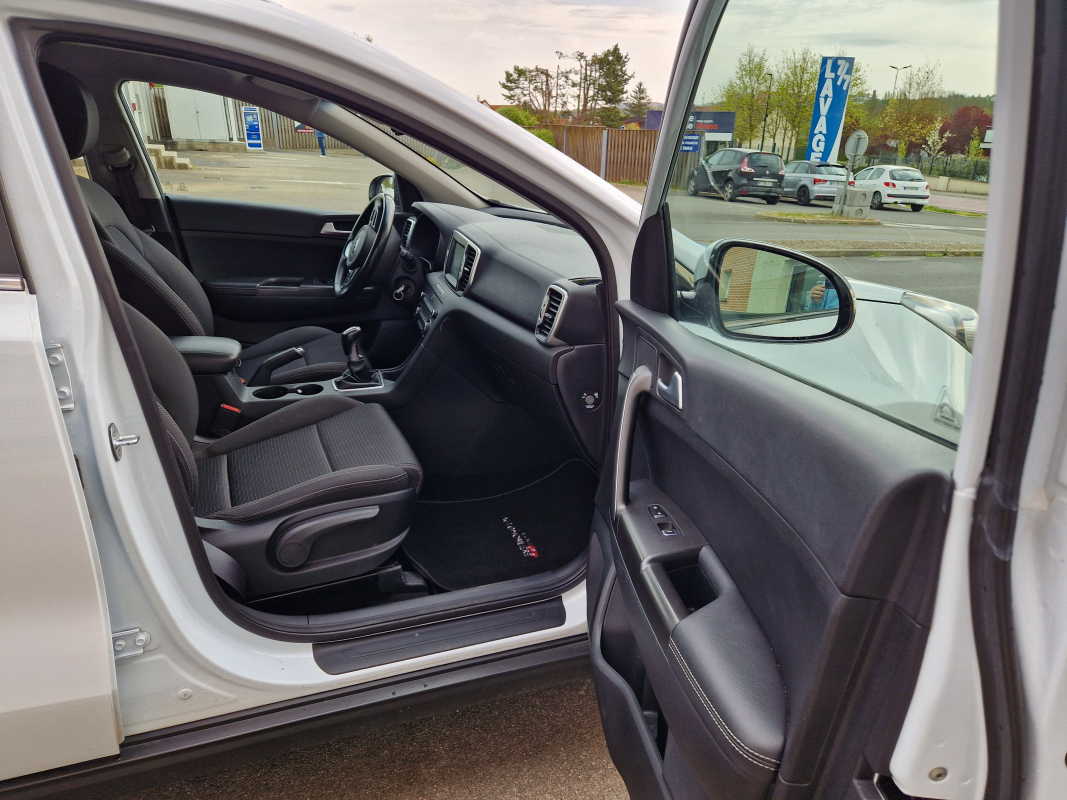Kia Sportage — 10