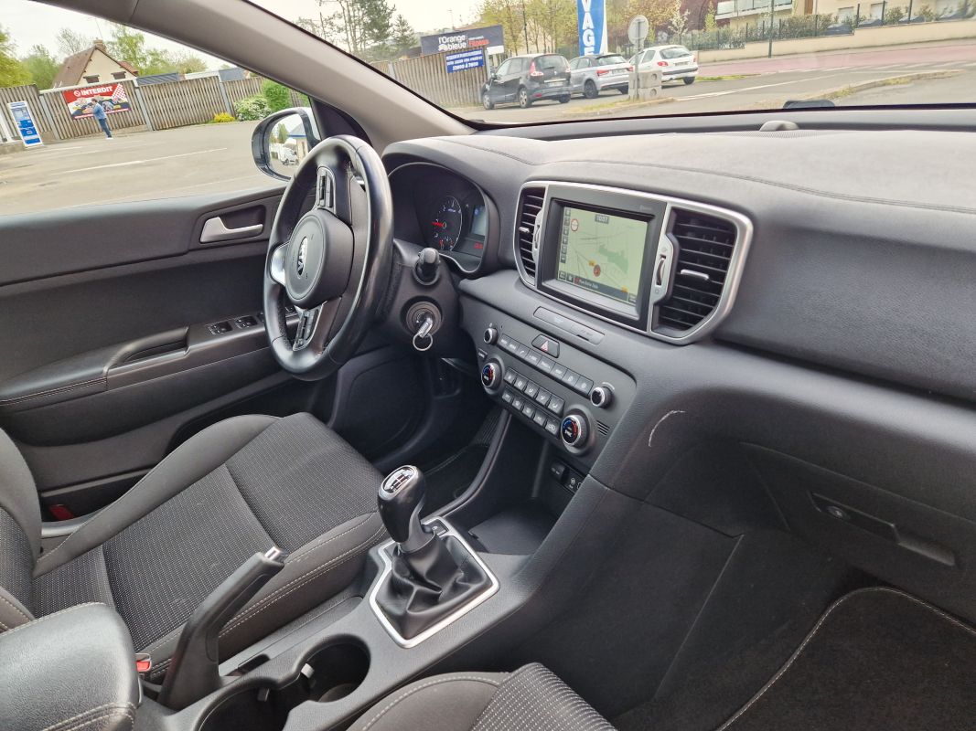 Kia Sportage — 27