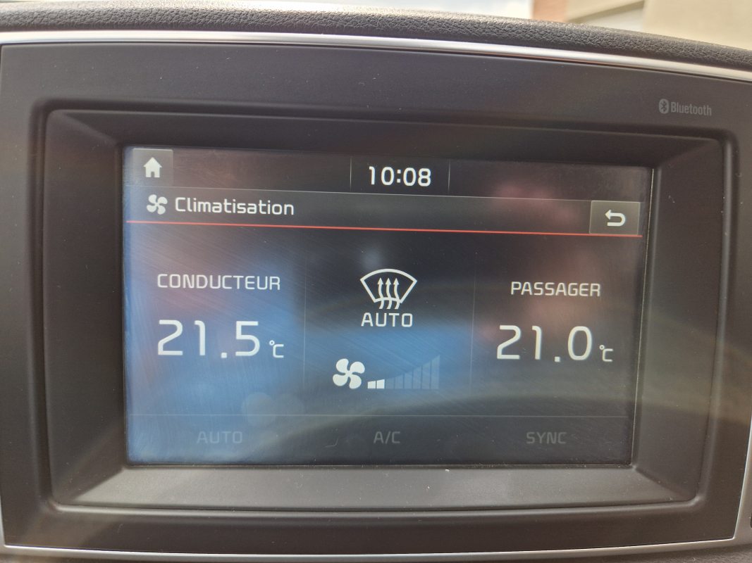 Kia Sportage — 32