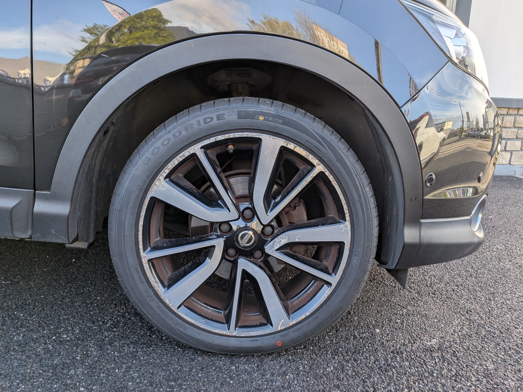 Nissan Qashqai — 23