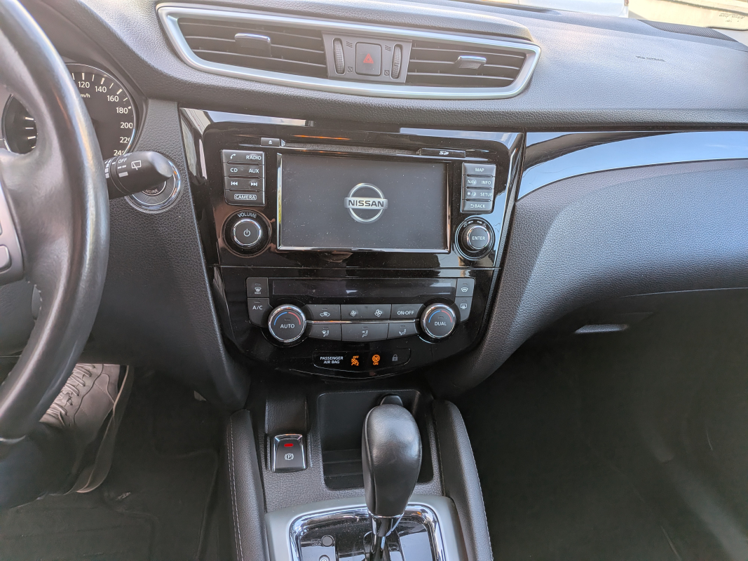 Nissan Qashqai — 12