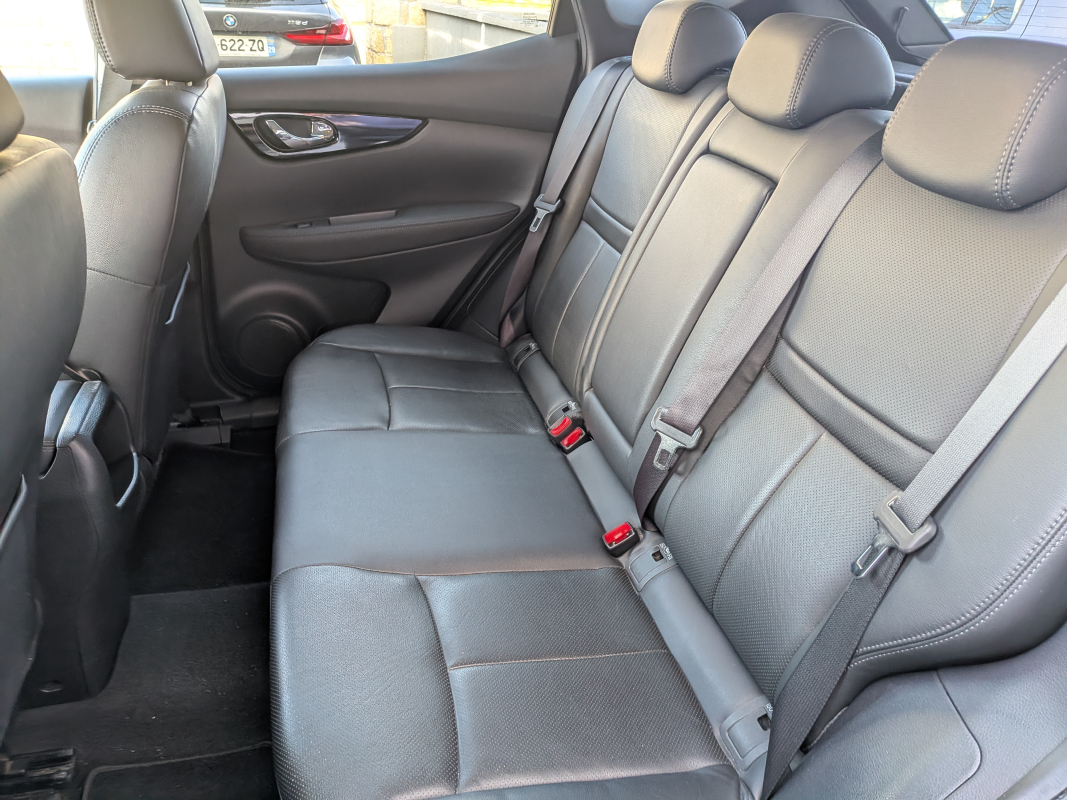 Nissan Qashqai — 11