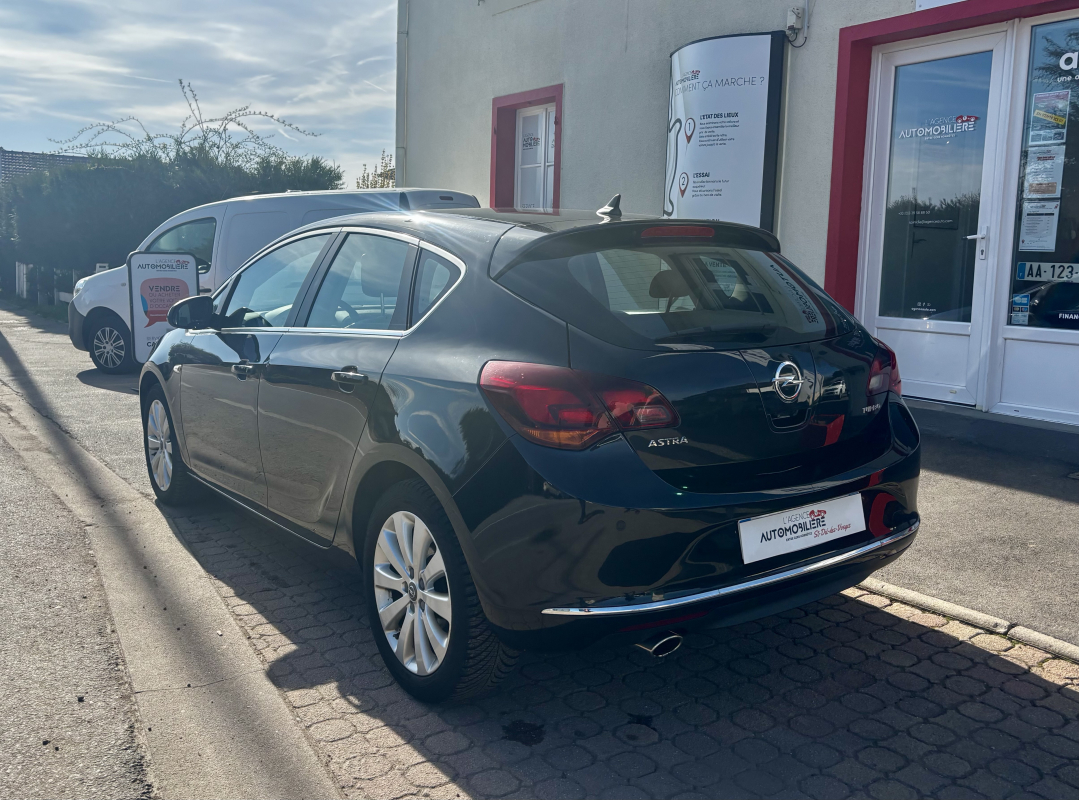 Opel Astra — 7