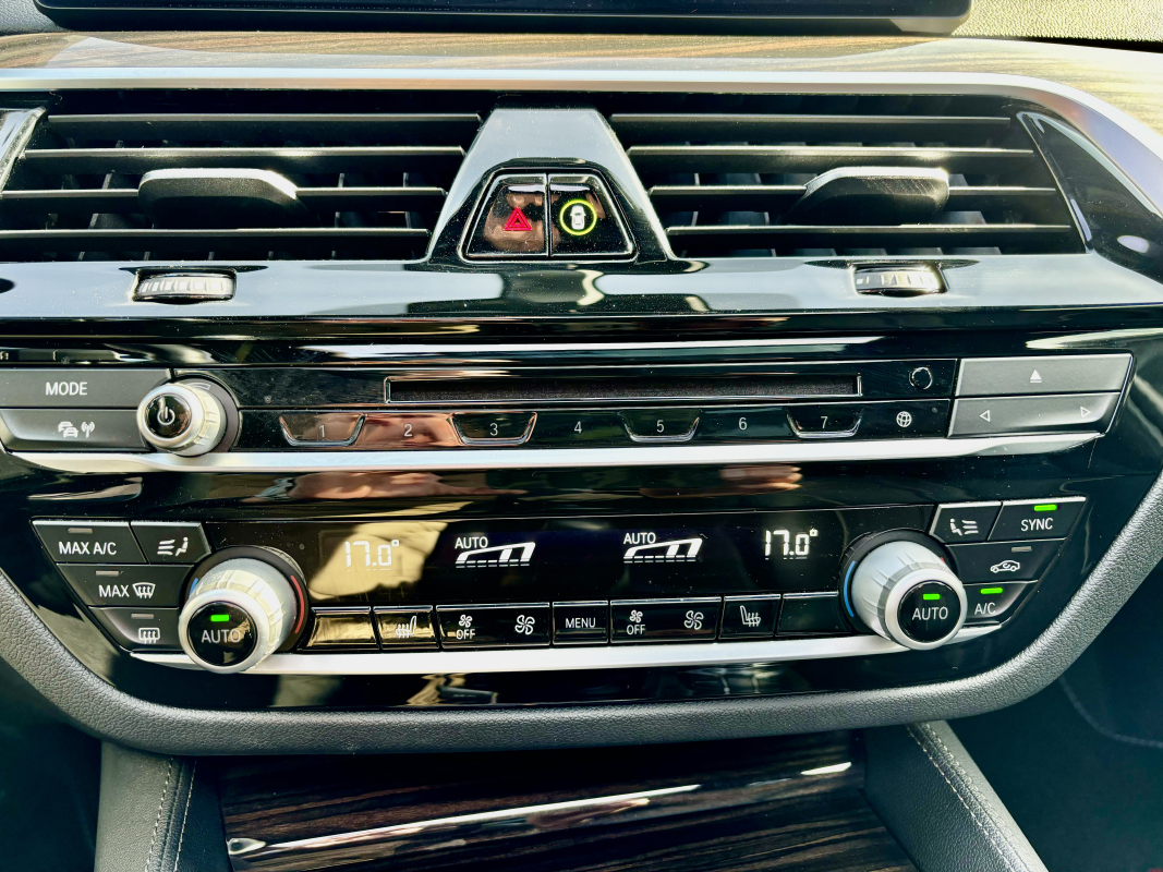 Bmw Série 5 Touring — 32