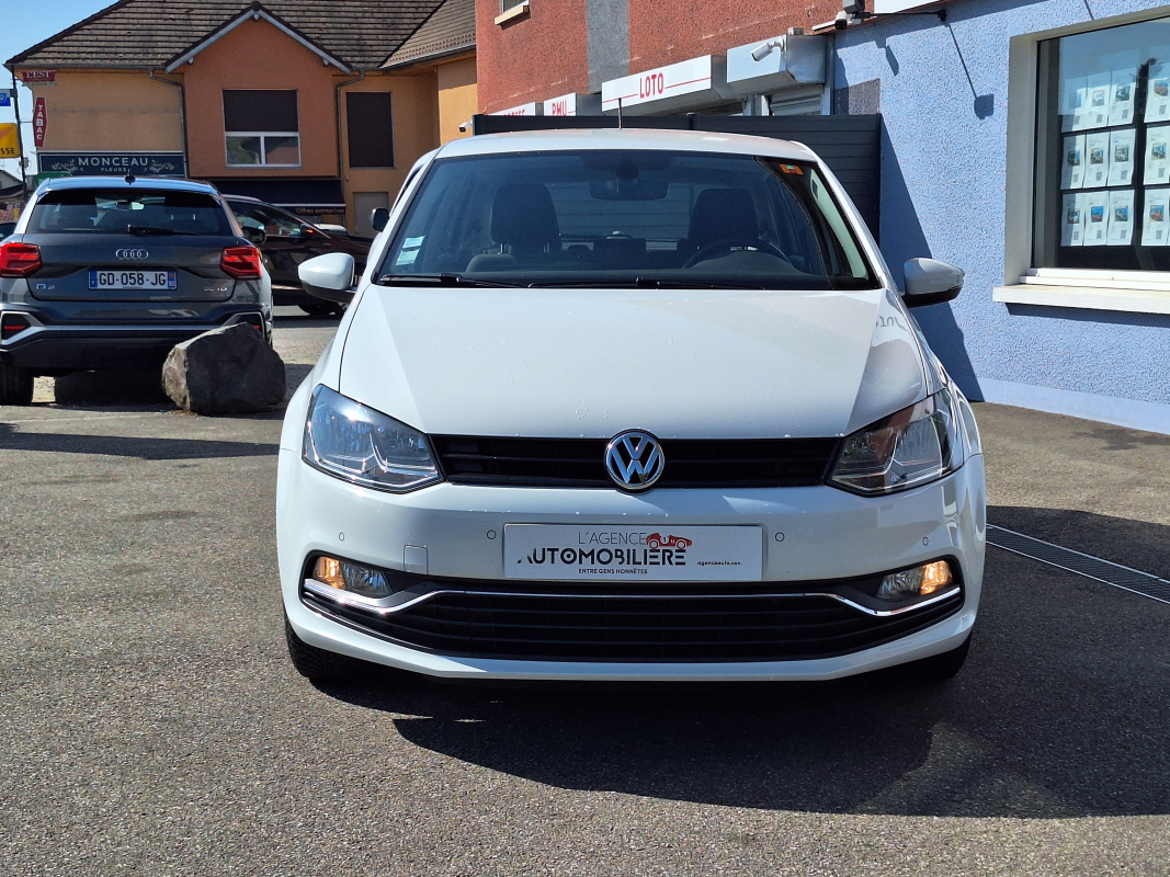 Volkswagen Polo — 2
