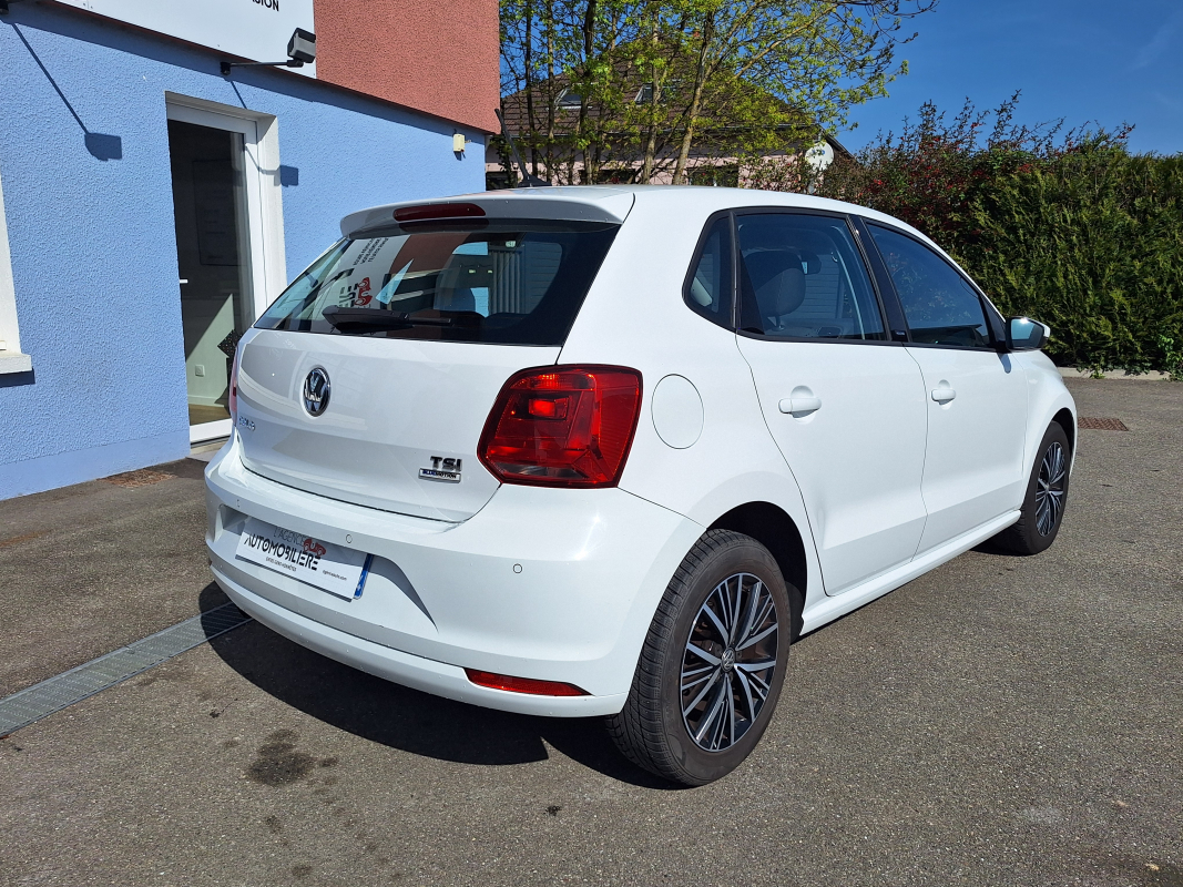 Volkswagen Polo — 7