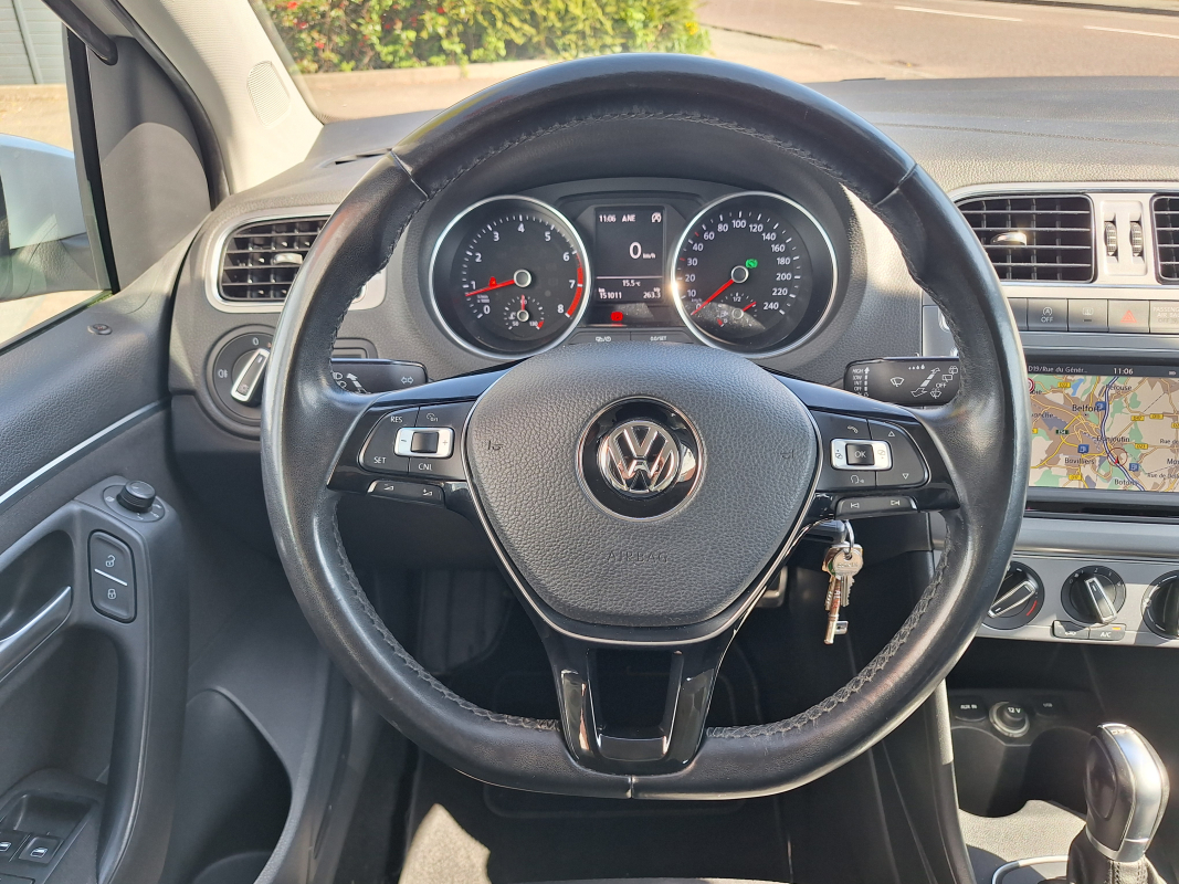 Volkswagen Polo — 16