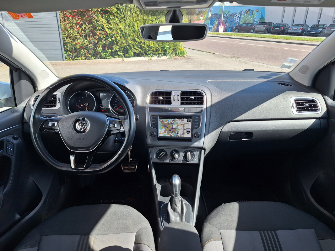 Volkswagen Polo — 9