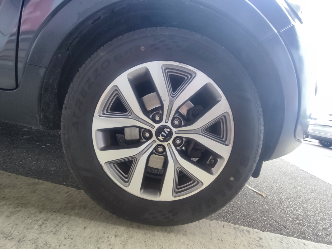 Kia Sportage — 32