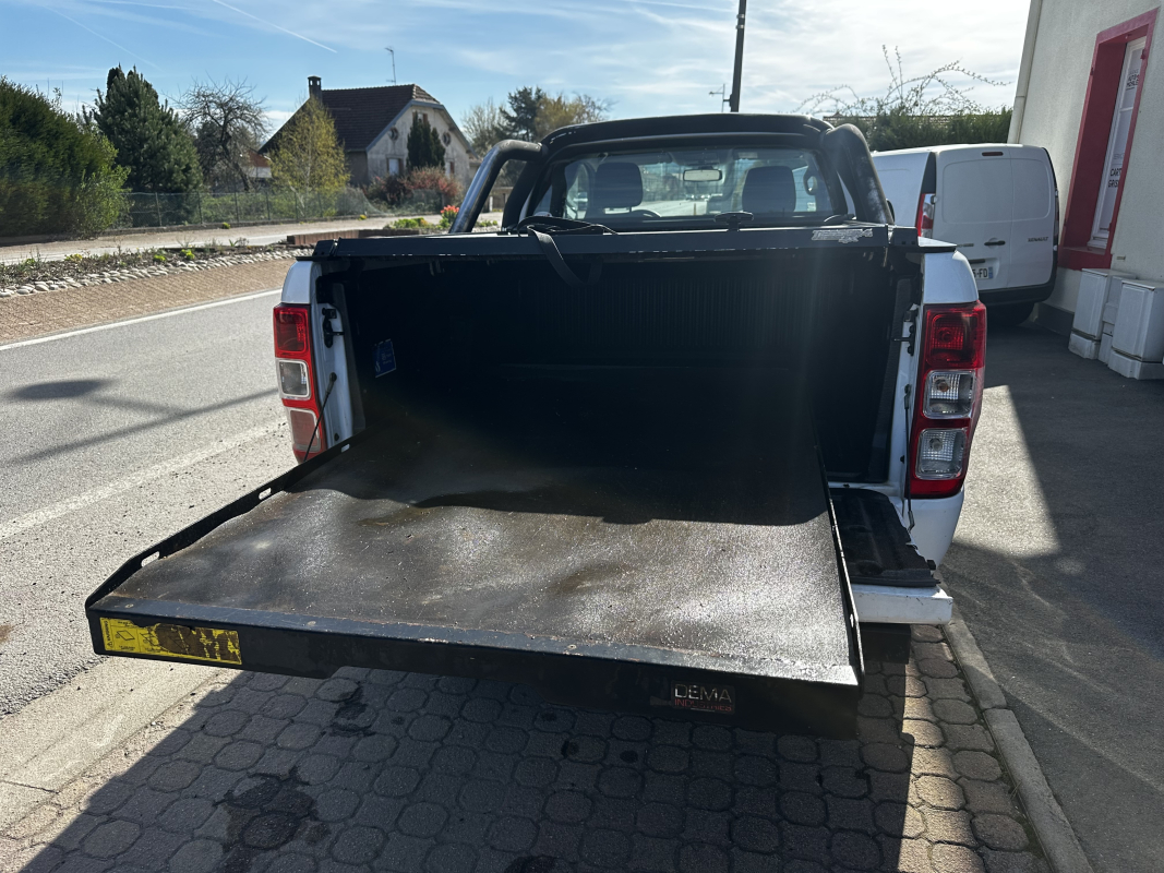 Ford Ranger — 11