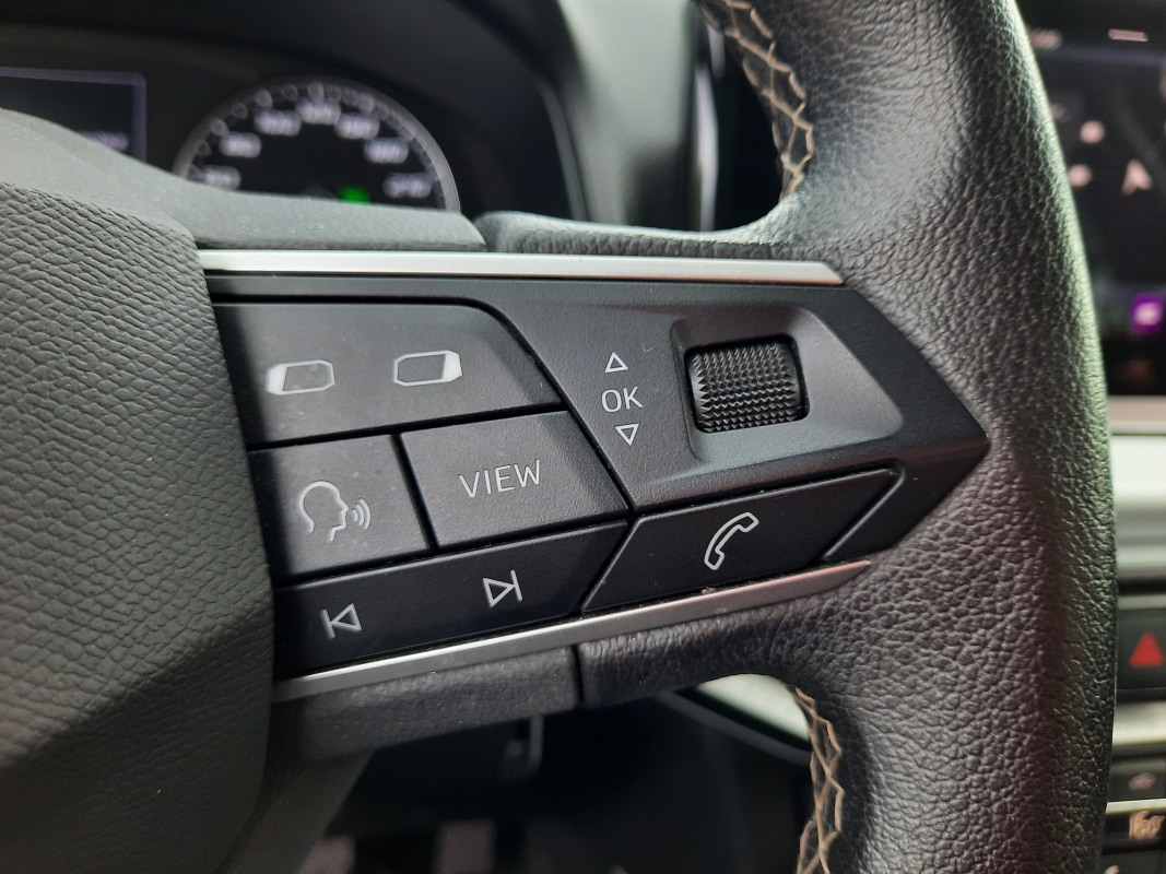 Seat Arona — 12