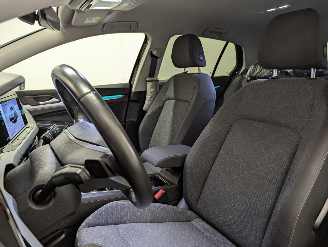 Volkswagen Golf — 12