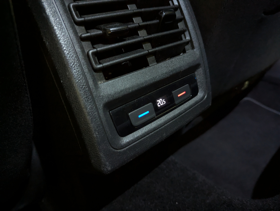 Volkswagen Golf — 28