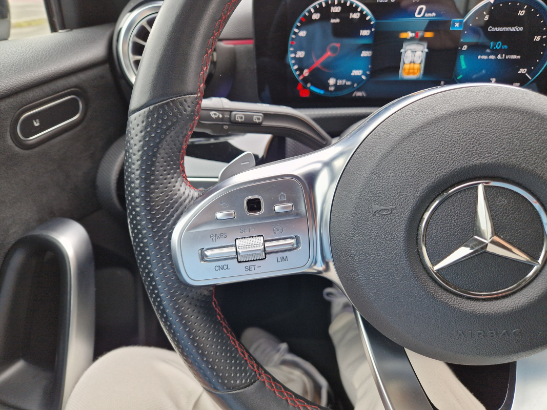 Mercedes Classe A — 28