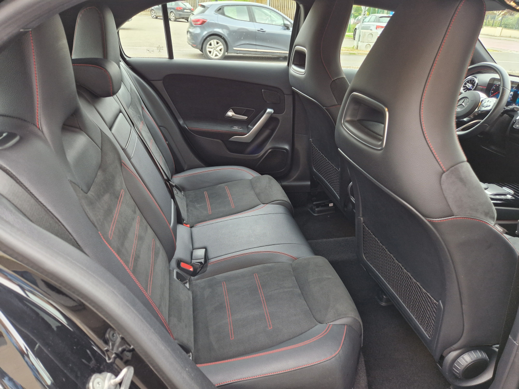Mercedes Classe A — 23