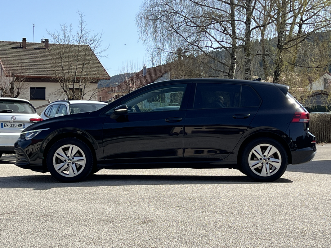 Volkswagen Golf — 2