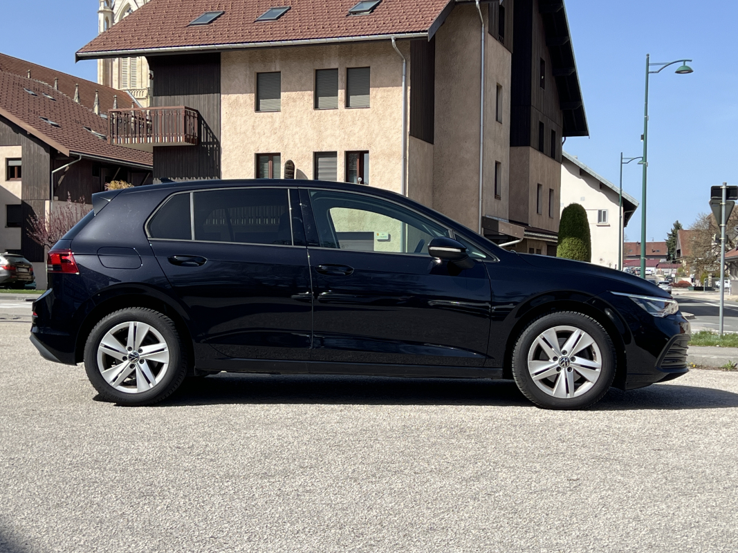 Volkswagen Golf — 6